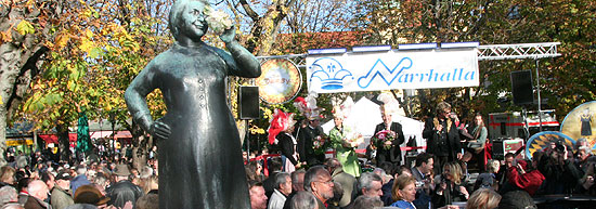 Narrhalla Prinzenpaar Peter III. und Sandra II. auf dem Viktualienmarkt(Foto: Martin Schmitz)